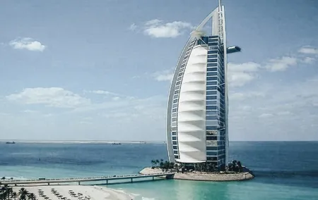 Private Dubai Car Tour with Burj Al Arab, Dubai Museum, Abra Ride and Souqs
