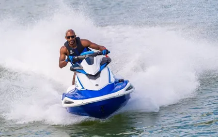 Thrilling 30 Minutes Ride of Jet Ski in Dubai at Jumeirah Beach