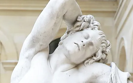 Louvre Museum Access Private Guided Visit
