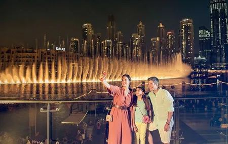 Dubai Mall Visit and Dubai Fountain With Private Transfer