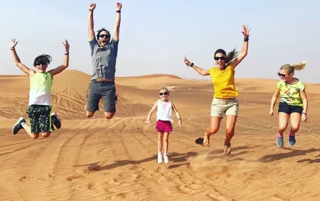 6 Hour Shared Evening Desert Safari in Dubai with 4x4 and BBQ