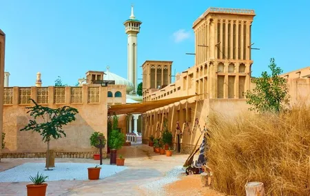 Lunch at Sheikh Mohammed Centre for Cultural Understanding including transfers
