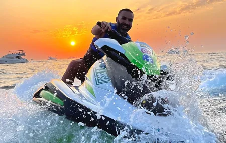 Dubai Jet Skiing Adventure