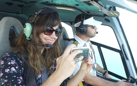 Dubai Iconic Helicopter Tour and Dhow Cruise Dinner Marina Combo