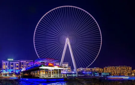 Dubai: 1-Hour Scenic Houseboat Tour at Ain Dubai