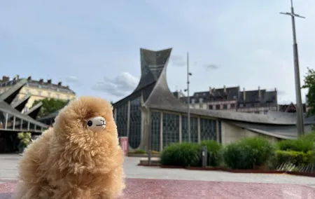 Private Guided Tour In Normandy - Rouen, Honfleur, Etretat