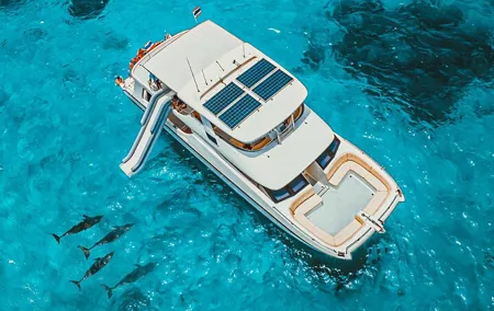 Phuket Luxury Catamaran Phi Phi Maya Bay Maiton with Snorkeling