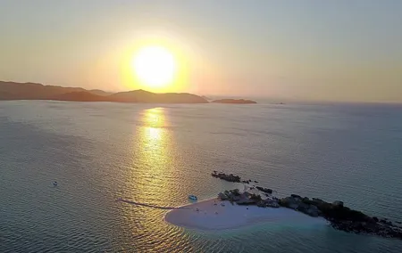Exclusive Small Group Phi Phi Islands Sunrise or Day Trip