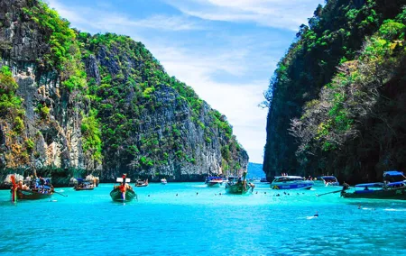 Private Phi Phi and Bamboo Islands Snorkeling Tour by Speedboat