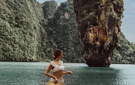 James Bond Island: Big Boat Tour & Canoeing Experience