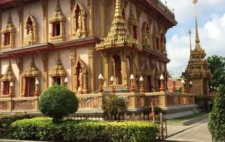 Phuket Full Day City tour & Lunch & Tiger Park