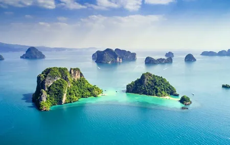 Phi Phi Islands Speedboat Tour: Maya Bay & Khai Island