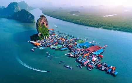 James Bond Island & Yao Yai Day Trip by Speedboat from Phuket