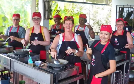 Choose Your Own Dishes: Half-Day Thai Cooking Class in Phuket