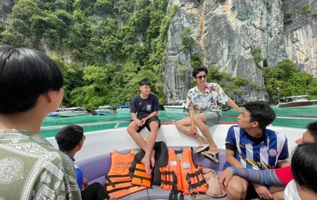 Phi Phi Island Adventure Day Tour from Phuket Speedboat/Catamaran