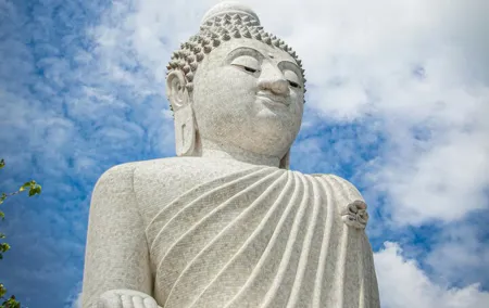Phuket City Tour with Temple Viewpoints Big Buddha and Insta Hunt