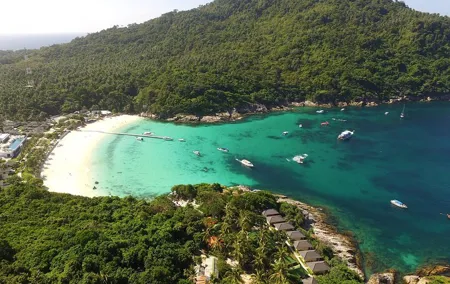 Banana Beach Day Trip – Your Everyday Escape