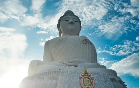 Phuket City Tour with Famous Landmark and Insta Hunt Challenge