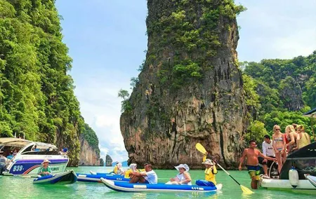 Phuket to James Bond Island: Longtail Boat Tour with Sea Canoeing