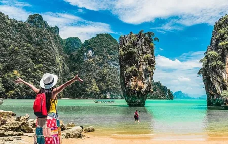 James Bond and Phi Phi Islands Private Boat Tour from Phuket