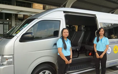 Private Mini Bus Rental in Phuket with Experienced Guide/Driver