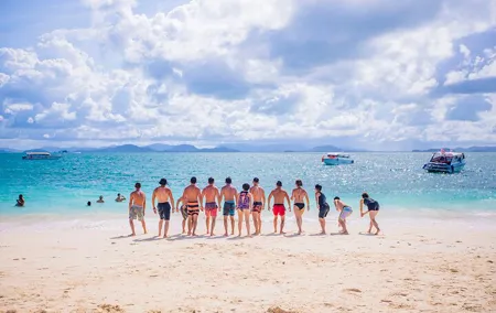 Phi Phi & Khai Private Speedboat Tour From Phuket with Transfer