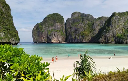 Phi Phi Snorkeling Early Day Trip, Speedboat - Phuket Sail Tours