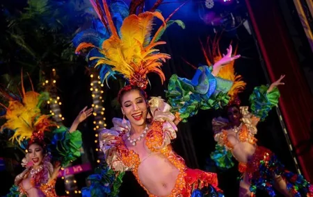 Dazzling Simon Cabaret Show in Phuket with Comfortable Transfers