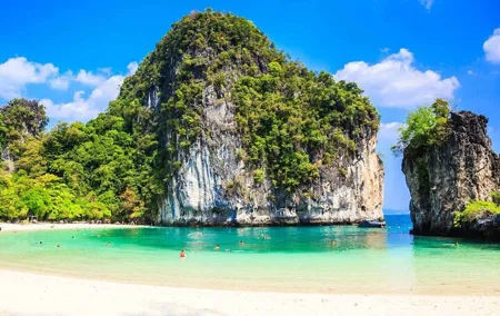Hong Krabi & James Bond Islands Adventure Tour by Speedboat