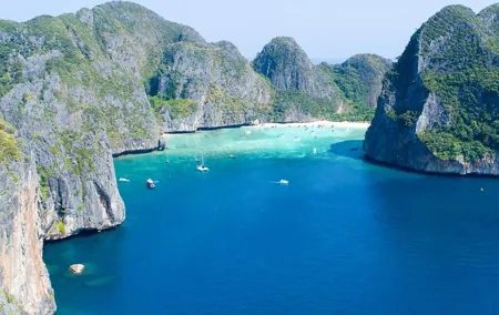 Private Speed Boat Charter to Phi Phi Islands & more