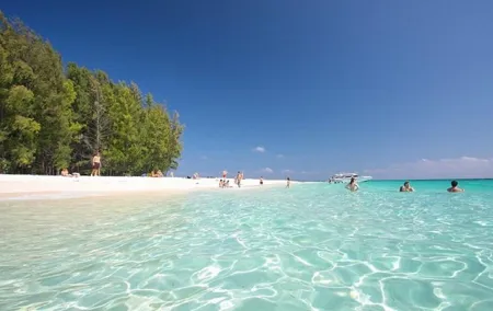 Private Tour to Phi Phi & Maya Bay & Bamboo Islands