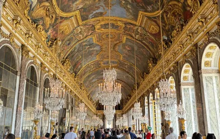 Private 5-hour tour to Palace of Versailles from Paris Hotel