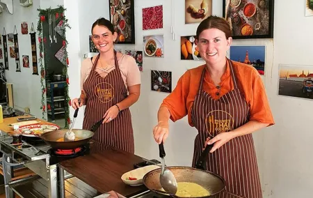 Thai Cooking Class with Market Tour in Phuket by VJ