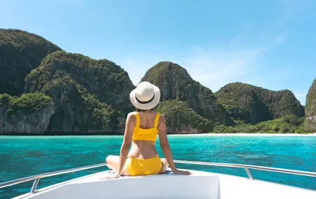 Phuket: Wow Andaman Snorkeling Trip to Phi Phi & Bamboo Islands