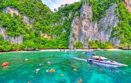 Explore Phi Phi, Maya Bay & Khai Island with Lunch from Phuket