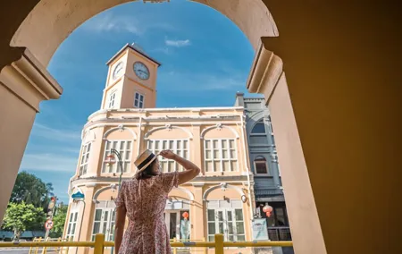Private Tour : Phuket City Tour Half Day with lunch and pick up