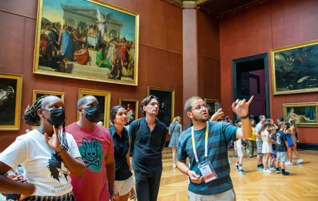 Louvre Small-Group Tour (Max 6 Guests) - Mona-Lisa & Highlights