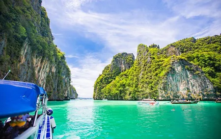 Lazy Phi Phi and Khai Islands Premium Service Trip From Phuket