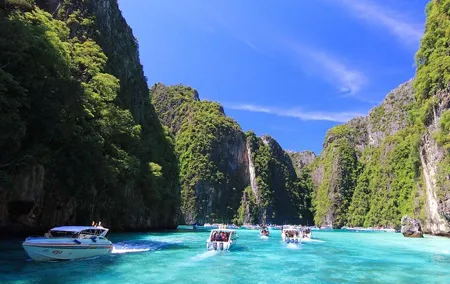 Phi Phi Half Day Tour by speed boat