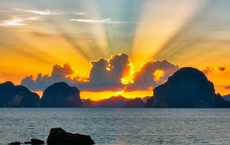Best Seller Phi Phi Islands Sunset Tour with Snorkeling & Lunch