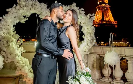 Night Photoshoot in Paris