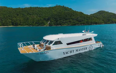 Phuket: Phi Phi, Bamboo & Maithon Islands Tour by Speed Catamaran