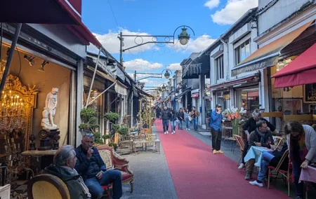 Flea Market Private Tour With A Professional Guide