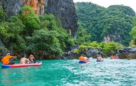 Phang Nga Sea Canoe by Big Boat Tours with Lunch