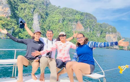 Full Customized Tour to Phi Phi by Private VIP Boat