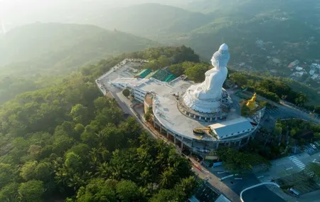 Discover Phuket at Sunrise: Wat Chalong, Big Buddha, Fresh Market