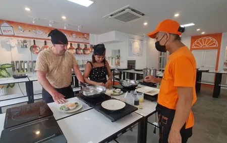 Cooking Class and Market Tour + Basic Carving in Phuket