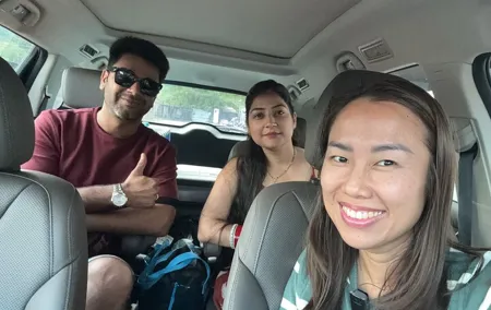Round Trip Airport Transfers with Private Phuket Tour