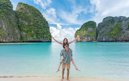 Phi Phi Bamboo and Maya Bay Snorkeling Tour from Phuket