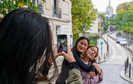 Paris Like a Local: Full-Day Custom Tour with Private Guide
